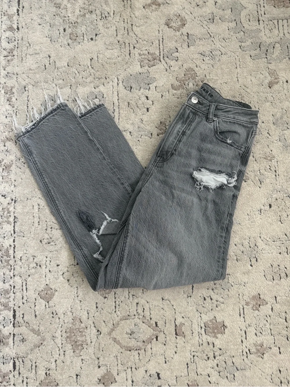 American Eagle Outfitters Women's Distressed Charcoal Mom Jeans